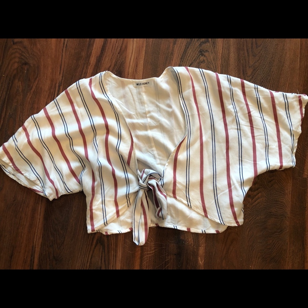 Wild honey crop/tie top